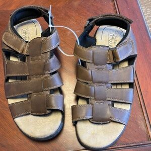 Men’s size 12 Croft and Barrow Ortholite Sandals